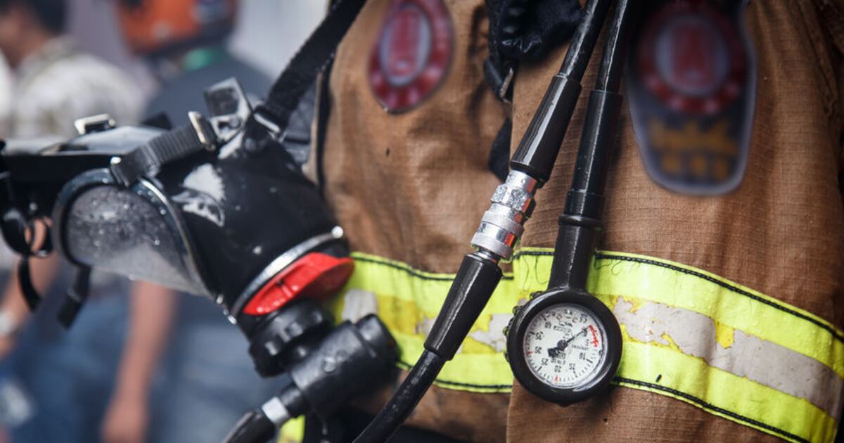 Cap Bank Fire One dies in Cape Town shack fire